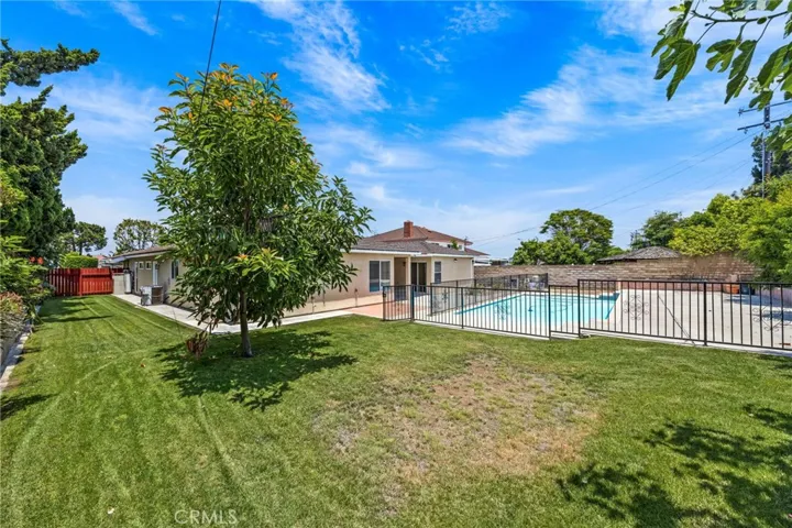 15454 Facilidad Street, Hacienda Heights, California 91745