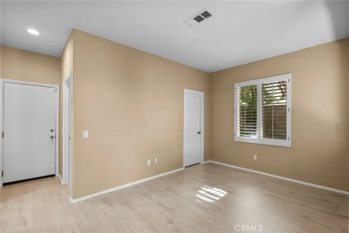 19316 Sidani Lane, Saugus, California 91350