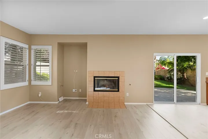 19316 Sidani Lane, Saugus, California 91350