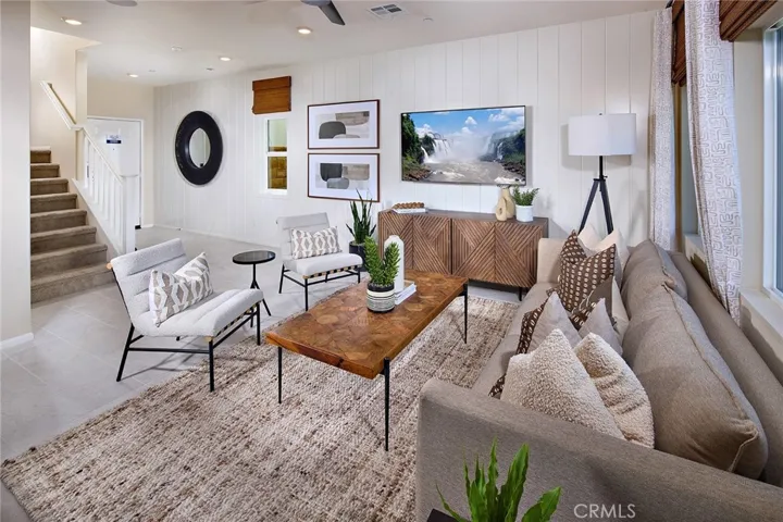 MODEL HOME