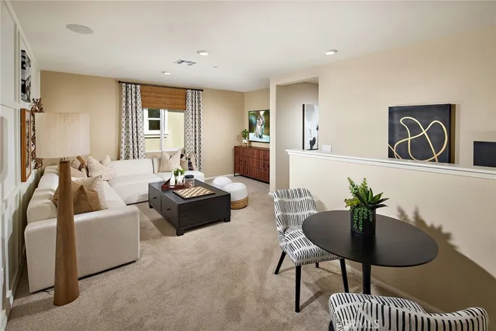 MODEL HOME