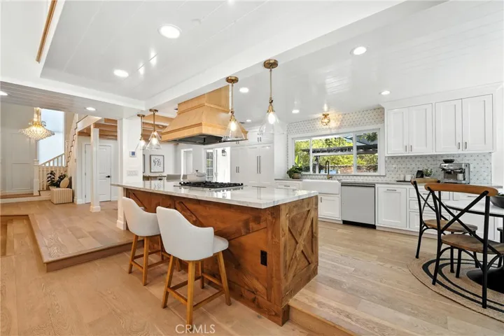 24901 Del Monte Street, Laguna Hills, California 92653