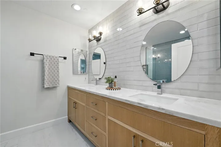 24901 Del Monte Street, Laguna Hills, California 92653