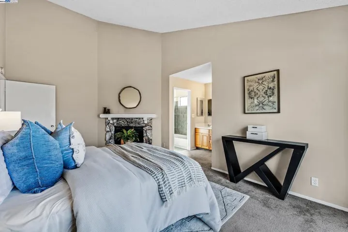 2555 Pine St, Martinez, California 94553
