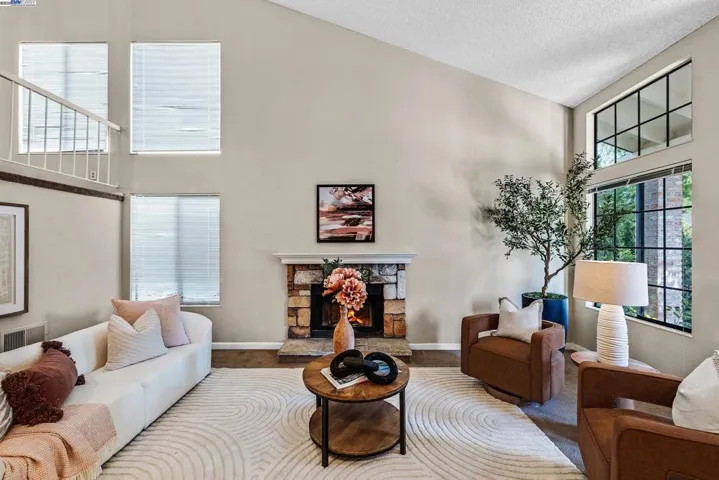 2555 Pine St, Martinez, California 94553