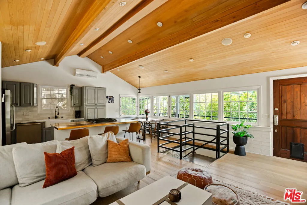 3305 Hillock Drive, Los Angeles, California 90068 home-pic-8