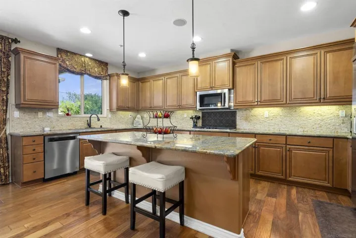 7787 Britt Pl, Santee, California 92071