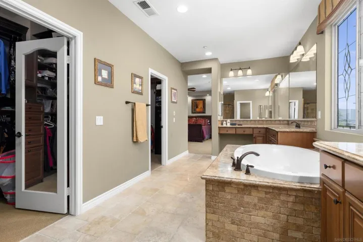 7787 Britt Pl, Santee, California 92071