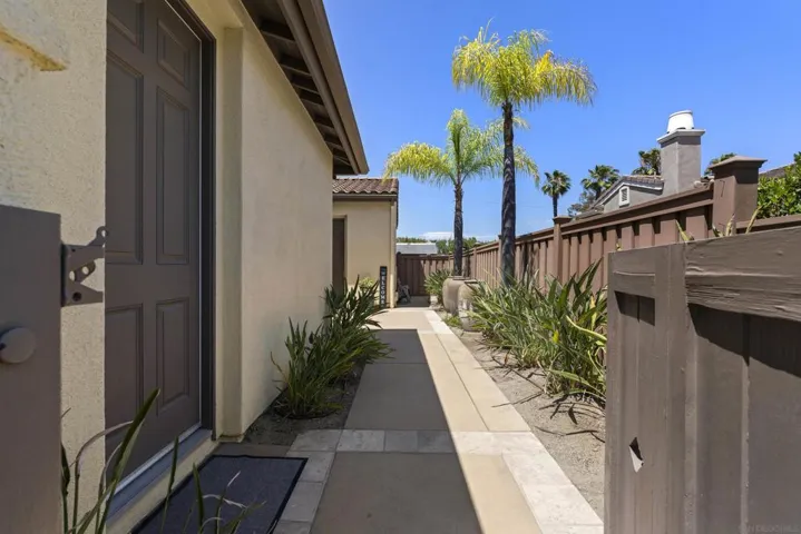 7787 Britt Pl, Santee, California 92071