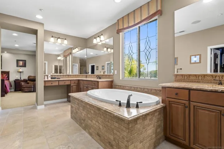 7787 Britt Pl, Santee, California 92071