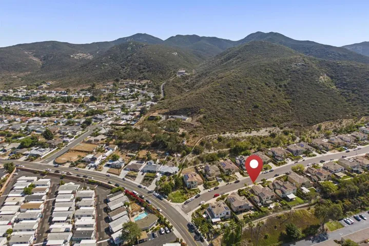 7787 Britt Pl, Santee, California 92071