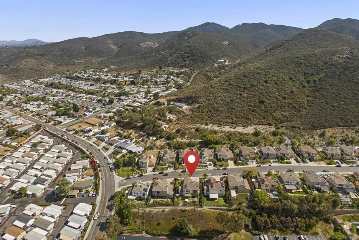 7787 Britt Pl, Santee, California 92071
