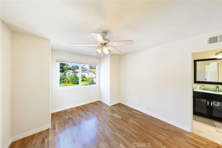 Jack and Jill Bedroom 1