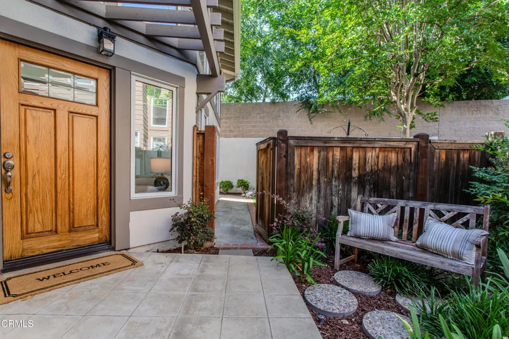 2759 Butter Creek Drive, Pasadena, California 91107 home-pic-1