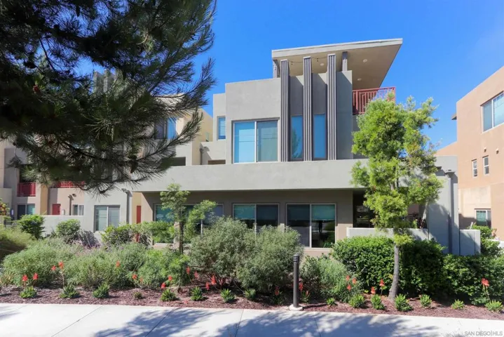 126 Cadence, Irvine, California 92618