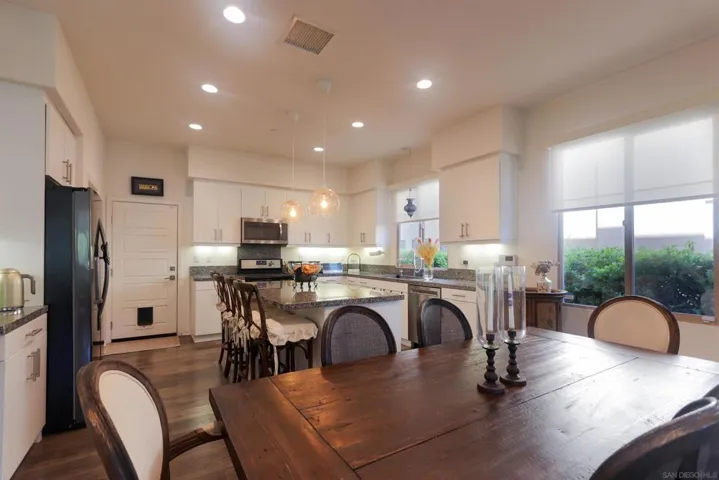 126 Cadence, Irvine, California 92618