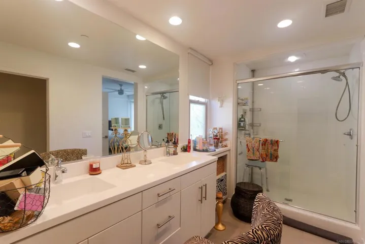 126 Cadence, Irvine, California 92618