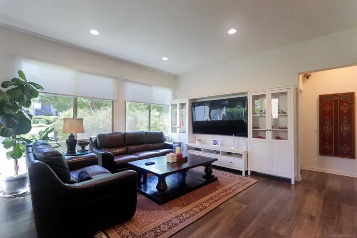 126 Cadence, Irvine, California 92618