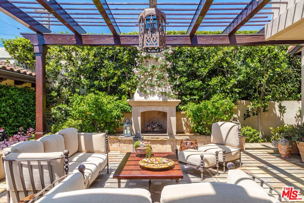 428 11th Street, Santa Monica, California 90402 home-pic-1