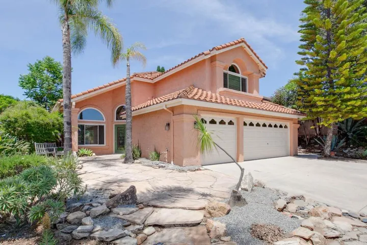 407 Debra Ann Drive, Fallbrook, California 92028
