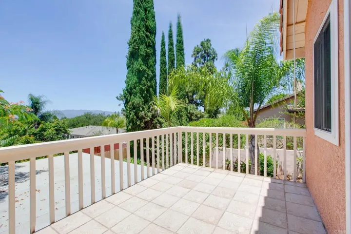 407 Debra Ann Drive, Fallbrook, California 92028