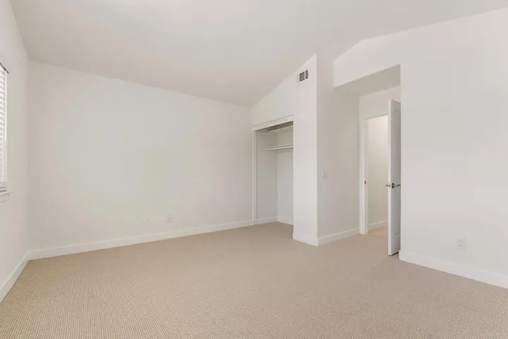 407 Debra Ann Drive, Fallbrook, California 92028