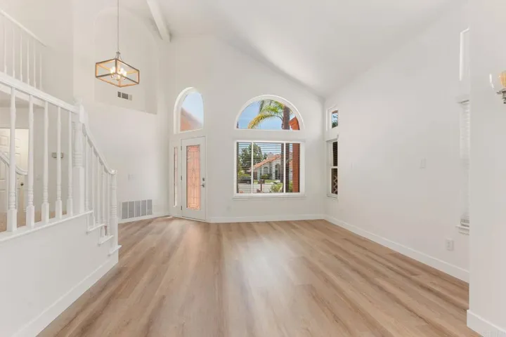 407 Debra Ann Drive, Fallbrook, California 92028