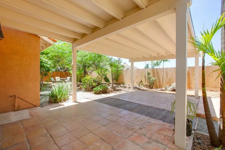 407 Debra Ann Drive, Fallbrook, California 92028