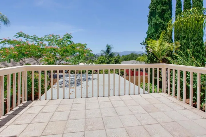 407 Debra Ann Drive, Fallbrook, California 92028