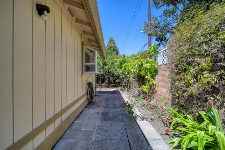 92 Mariposa Drive, San Luis Obispo, California 93401