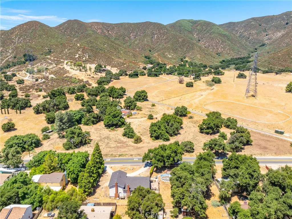 39828 San Francisquito Canyon Road, Green Valley, California 91390 home-pic-46