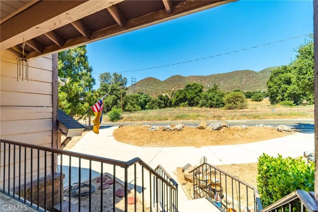 39828 San Francisquito Canyon Road, Green Valley, California 91390 home-pic-3