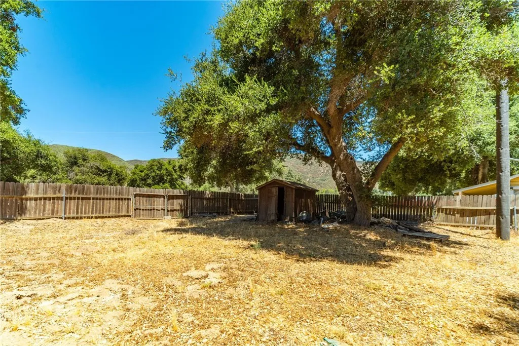 39828 San Francisquito Canyon Road, Green Valley, California 91390 home-pic-37