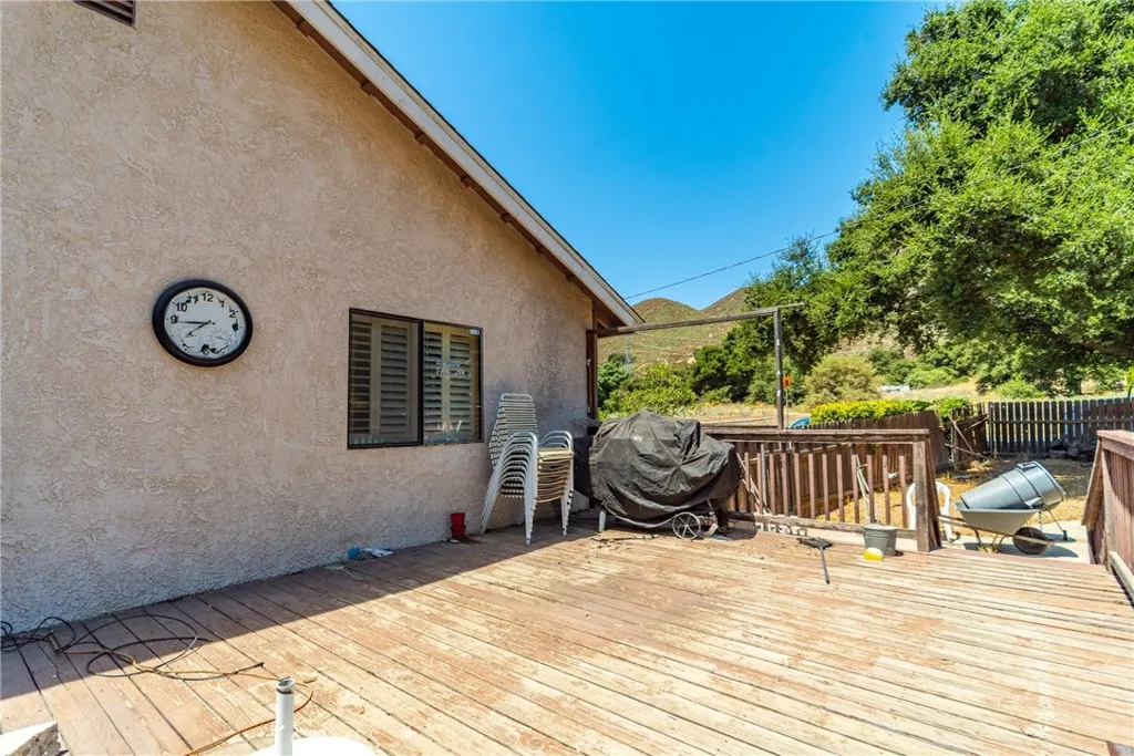 39828 San Francisquito Canyon Road, Green Valley, California 91390 home-pic-30