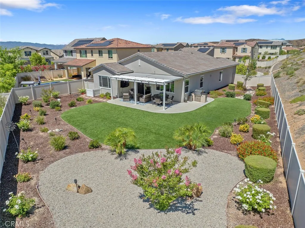 28816 Sedge Lane, Saugus, California 91350 home-pic-2
