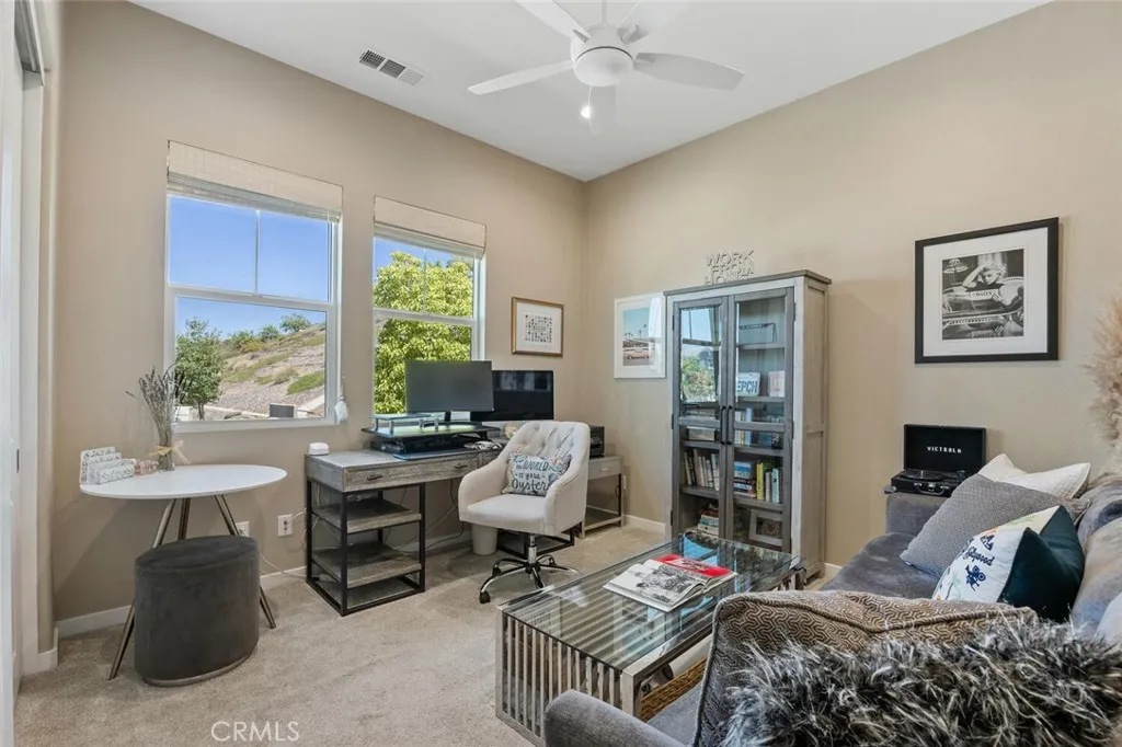 28816 Sedge Lane, Saugus, California 91350 home-pic-25