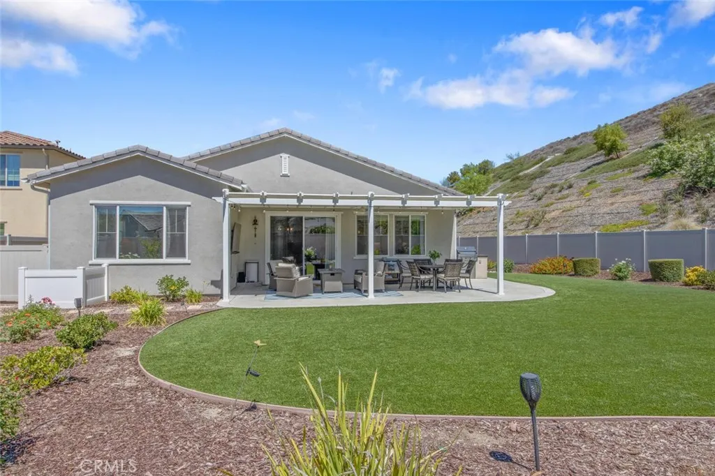 28816 Sedge Lane, Saugus, California 91350 home-pic-45