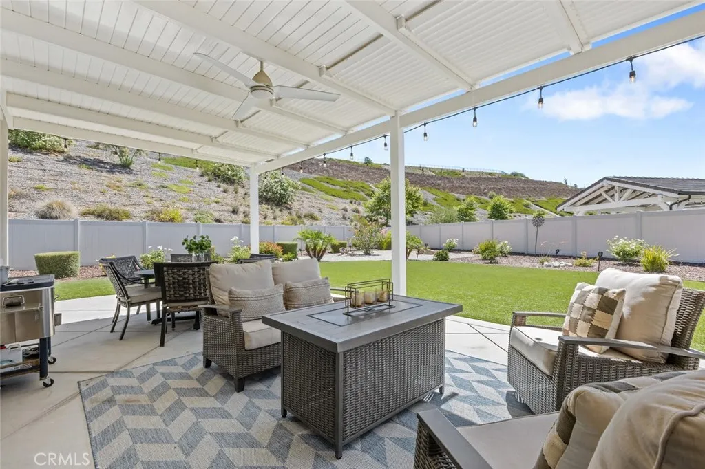 28816 Sedge Lane, Saugus, California 91350 home-pic-34