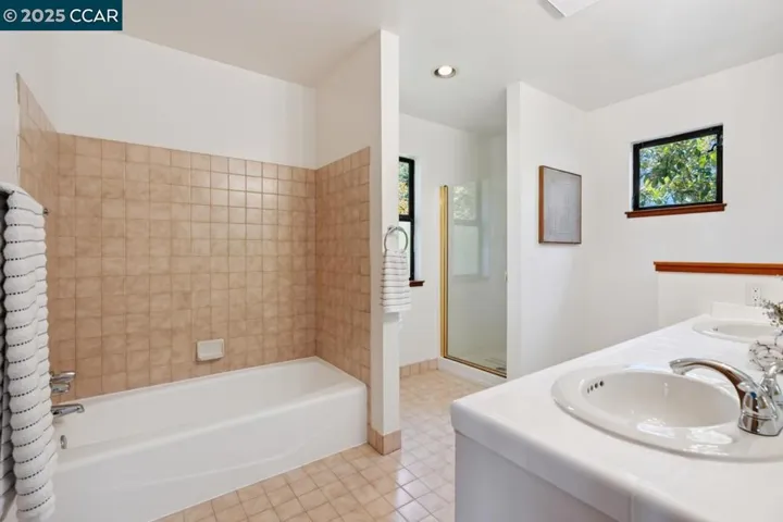 3663 May Rd, Richmond, California 94803