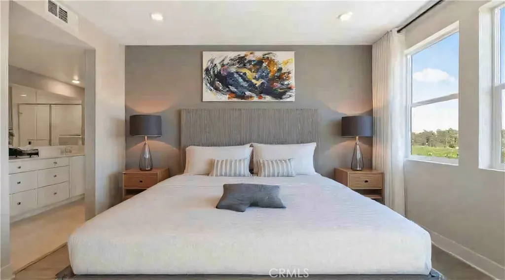 442 Lobata, Irvine, California 92618 home-pic-7
