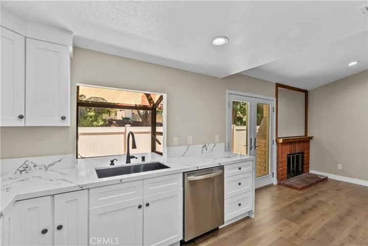 26337 Rainbow Glen Drive 244, Newhall, California 91321