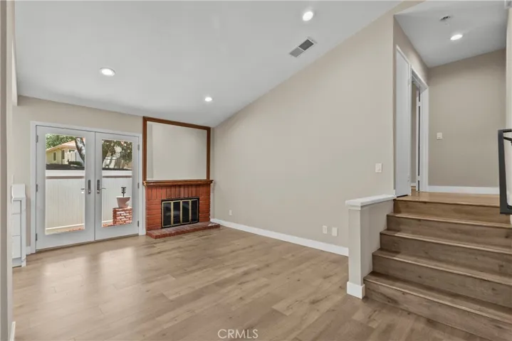 26337 Rainbow Glen Drive 244, Newhall, California 91321