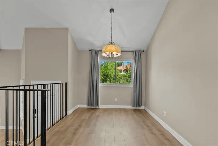 26337 Rainbow Glen Drive 244, Newhall, California 91321