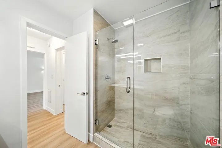 305 San Vicente Boulevard 104, Santa Monica, California 90402