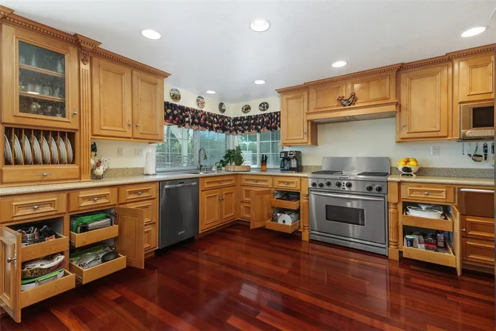 2531 Wildcat Lane, Riverside, California 92503