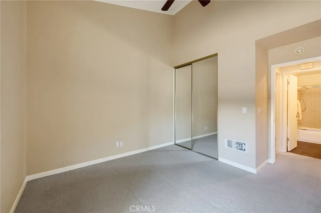603 S Prospect Avenue 305, Redondo Beach, California 90277 home-pic-12