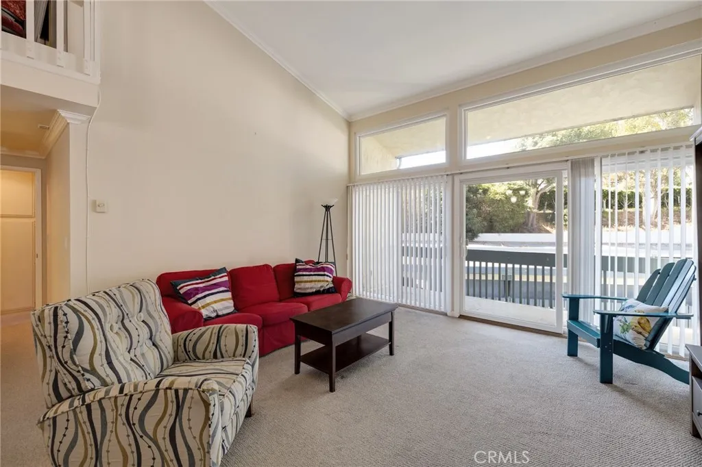603 S Prospect Avenue 305, Redondo Beach, California 90277 home-pic-3