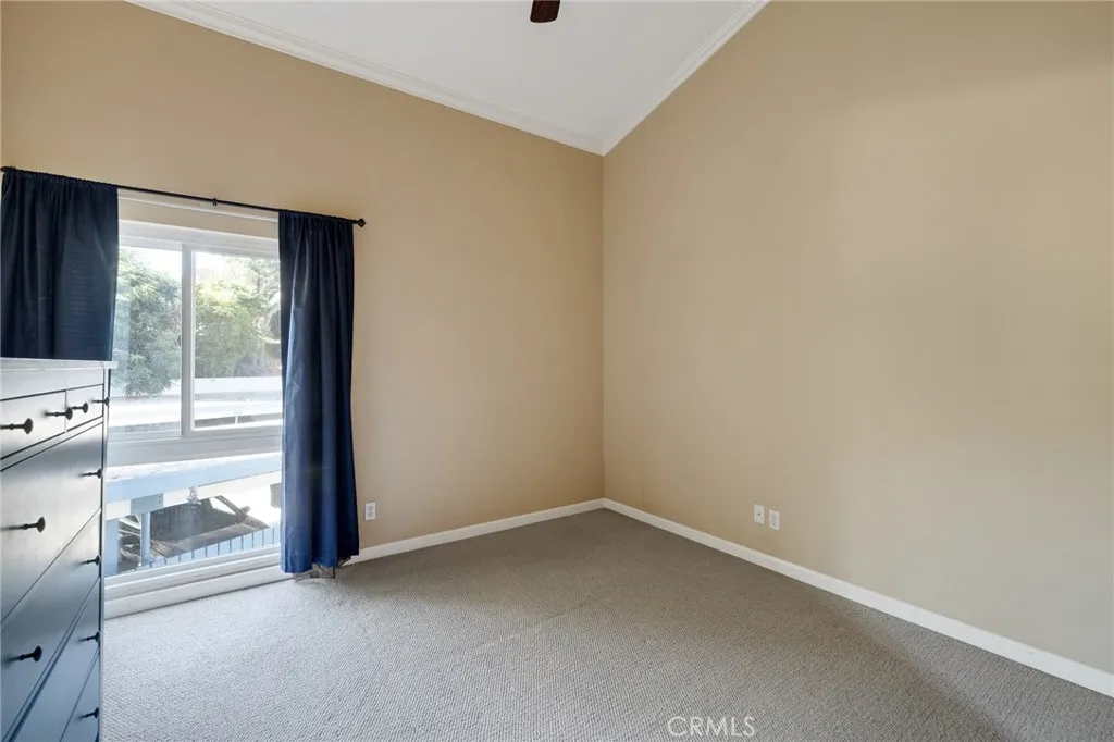 603 S Prospect Avenue 305, Redondo Beach, California 90277 home-pic-11