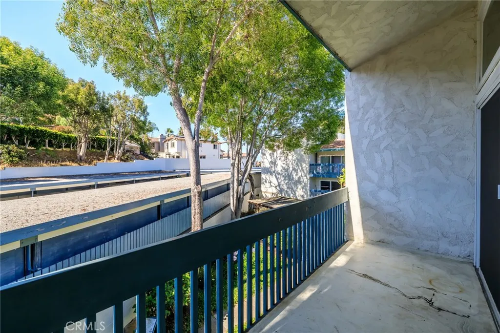 603 S Prospect Avenue 305, Redondo Beach, California 90277 home-pic-17