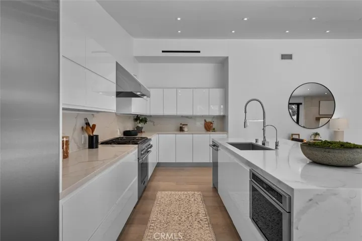 4764 Browndeer Lane, Rancho Palos Verdes, California 90275